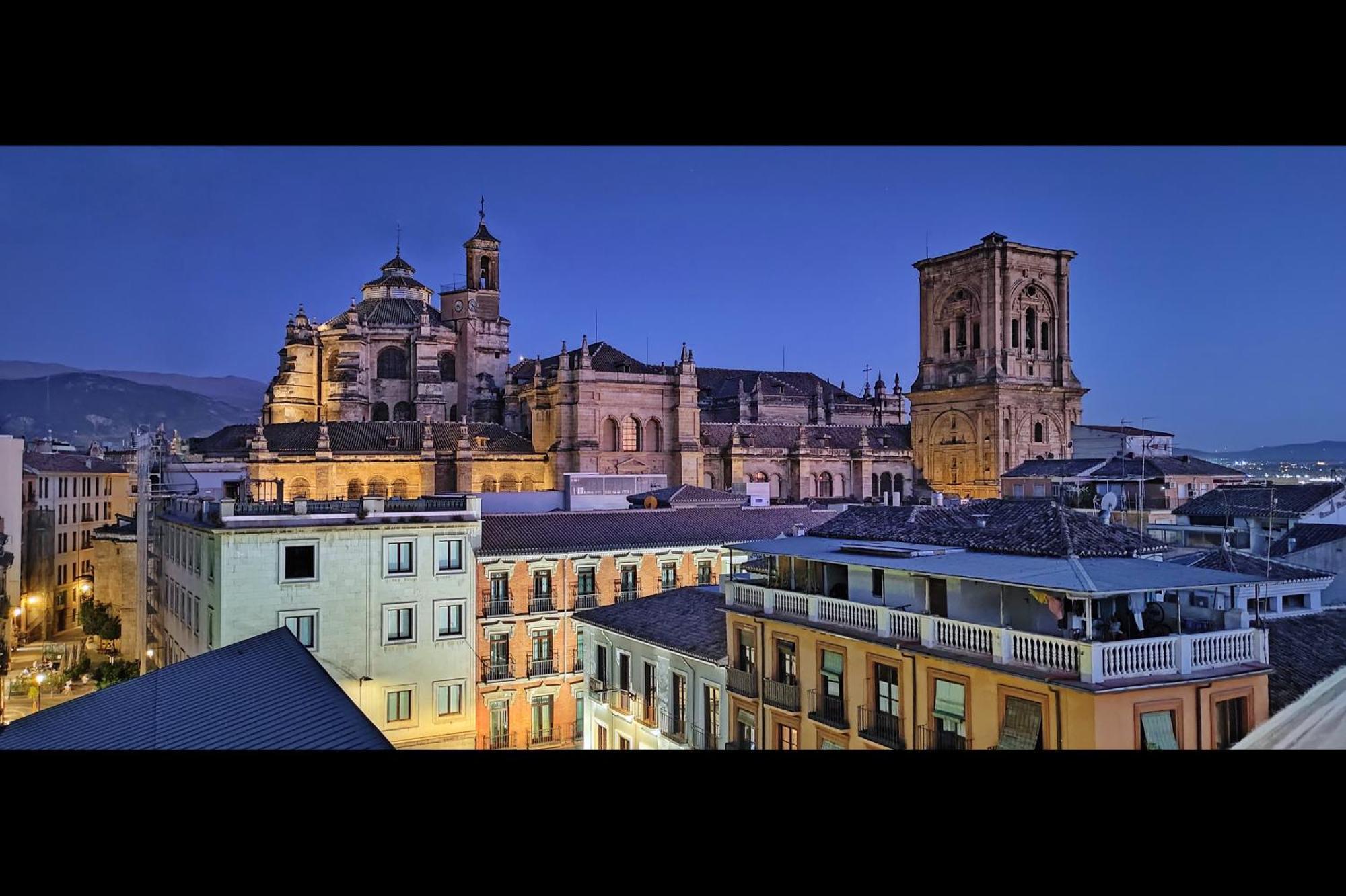 Apartament Atico Panorama Catedral Grenada Zewnętrze zdjęcie